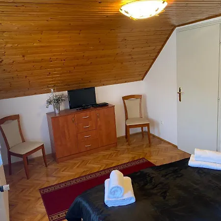 - Péter Appartement Balatonfüred