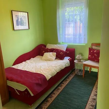 - Péter Balatonfüred